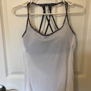 LULULEMON built in bra NEW